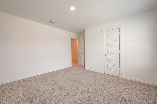 Building Photo - 4210 Harvest Creek Cr