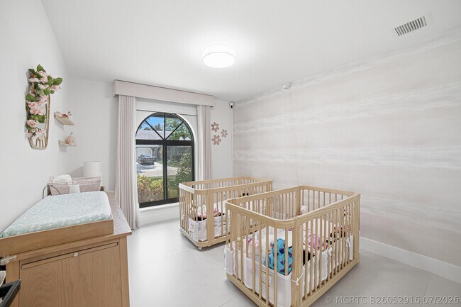 Building Photo - 10027 NW 56th Ct