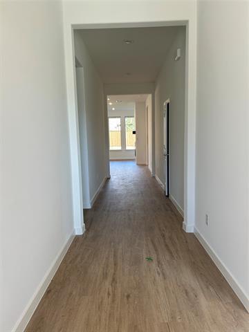 Building Photo - 148 Breeds Hl Rd