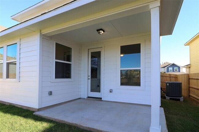 Building Photo - 124 Free Stone Dr