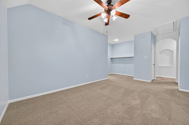 Building Photo - 13430 Barons Lake Ln