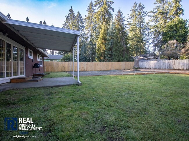 Building Photo - Beautifully Updated 3 Bedroom Rambler!