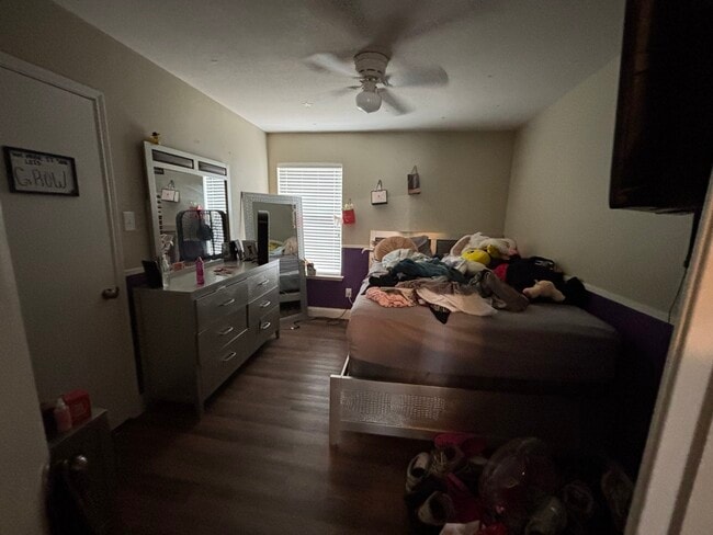 Building Photo - 108 Windsor