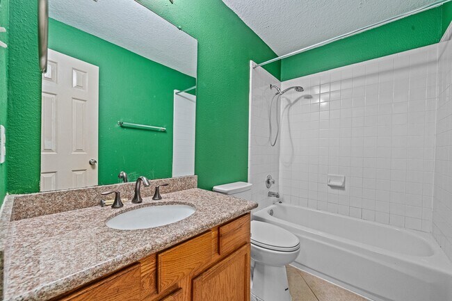 Building Photo - 6434 Bosley Ln