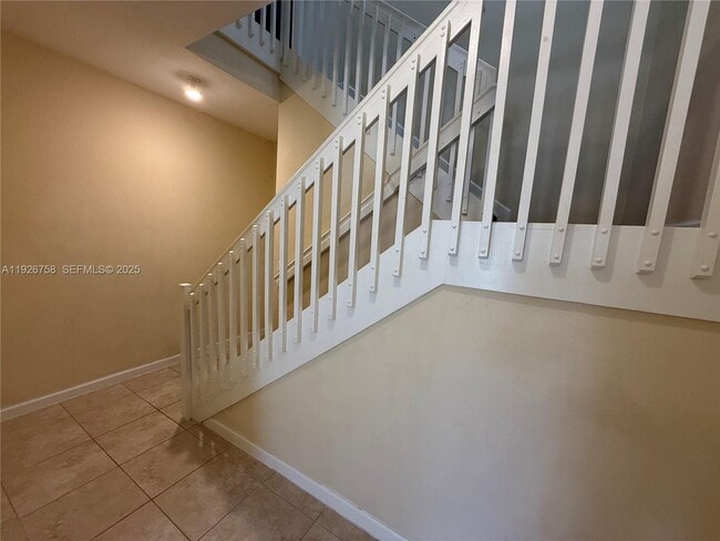 Building Photo - 9516 SW 167th Ave