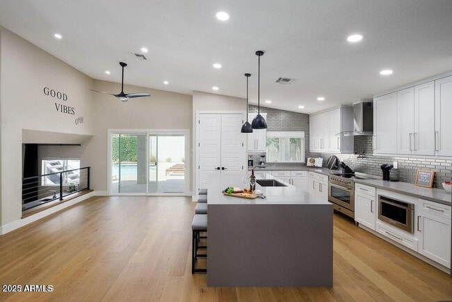 Building Photo - 6174 E Janice Wy