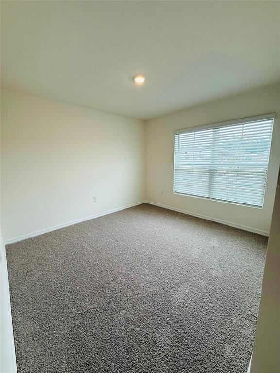 Building Photo - 2924 NE 20th Ter