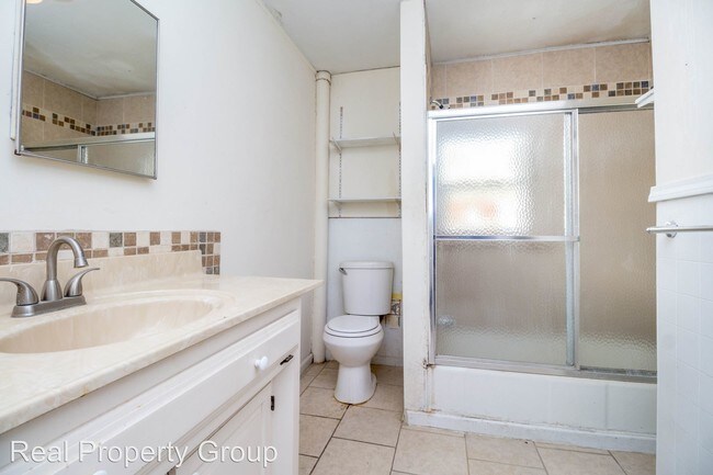Building Photo - 1515 Bouchelle Ave