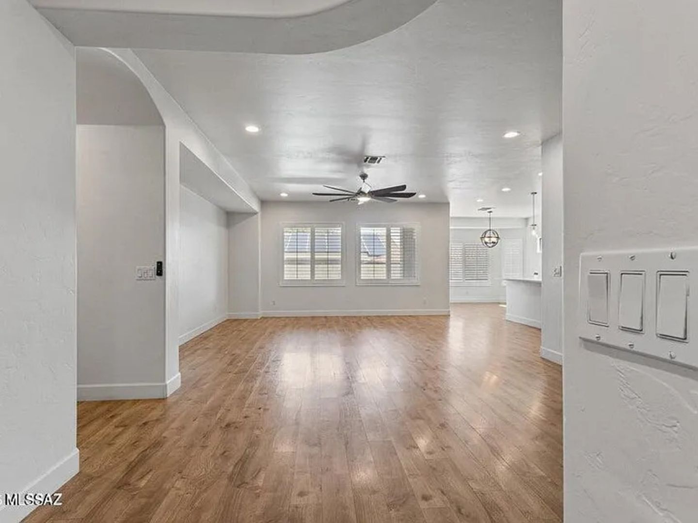 Building Photo - 15205 S Avenida Rancho Sereno