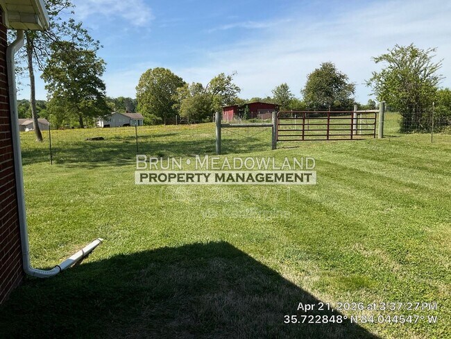 Building Photo - 3239 Morganton Rd