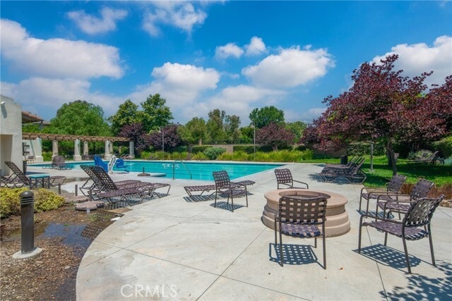 Building Photo - 2830 E Via Fiano