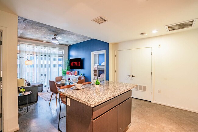 Building Photo - 888 N 4th St