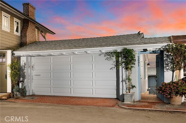 Building Photo - 2691 Victoria Dr