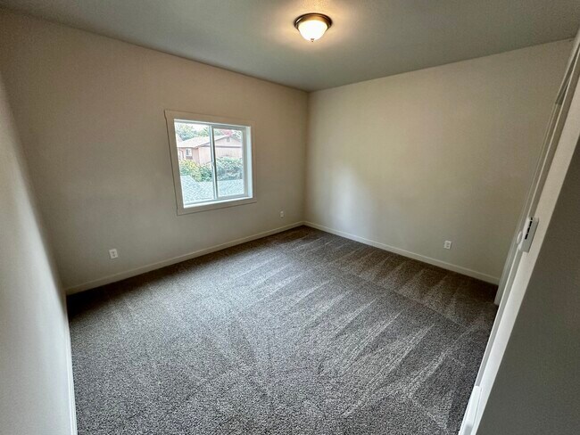 Building Photo - 1765 SW 53rd St