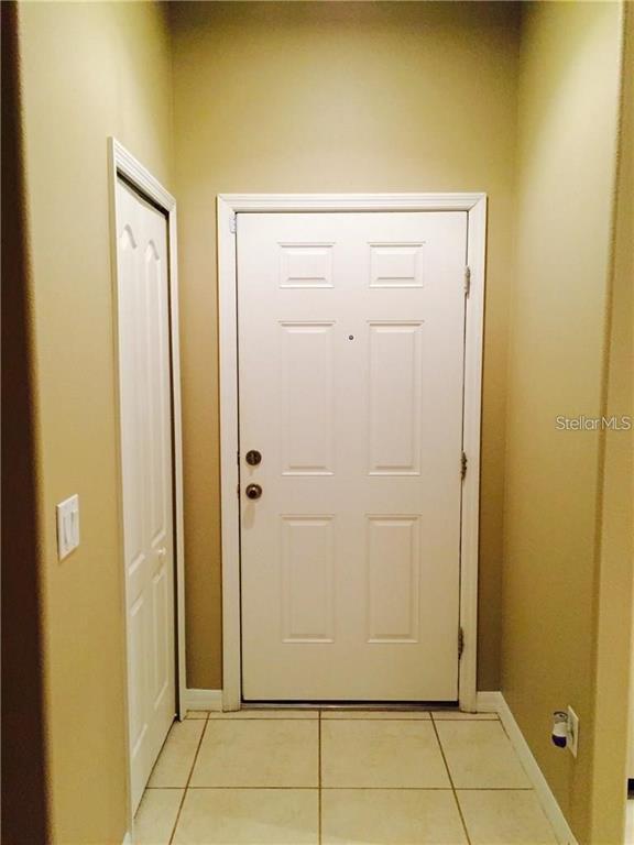 Building Photo - 1049 Priory Cir