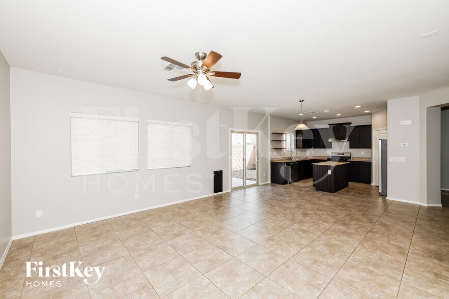 Building Photo - 6726 Mojave Blush Dr