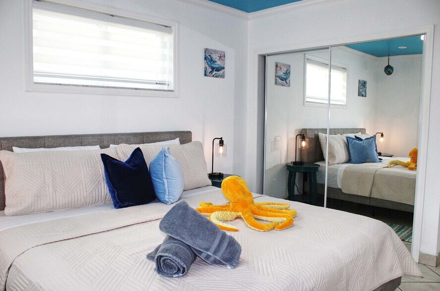 Building Photo - 330 Grant St