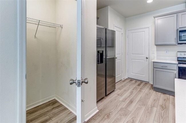 Building Photo - 2365 Carrabelle Wy