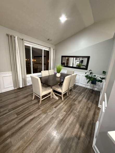 Building Photo - 2332 Bancroft Way