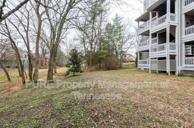 Building Photo - 312 Ashlawn Ct