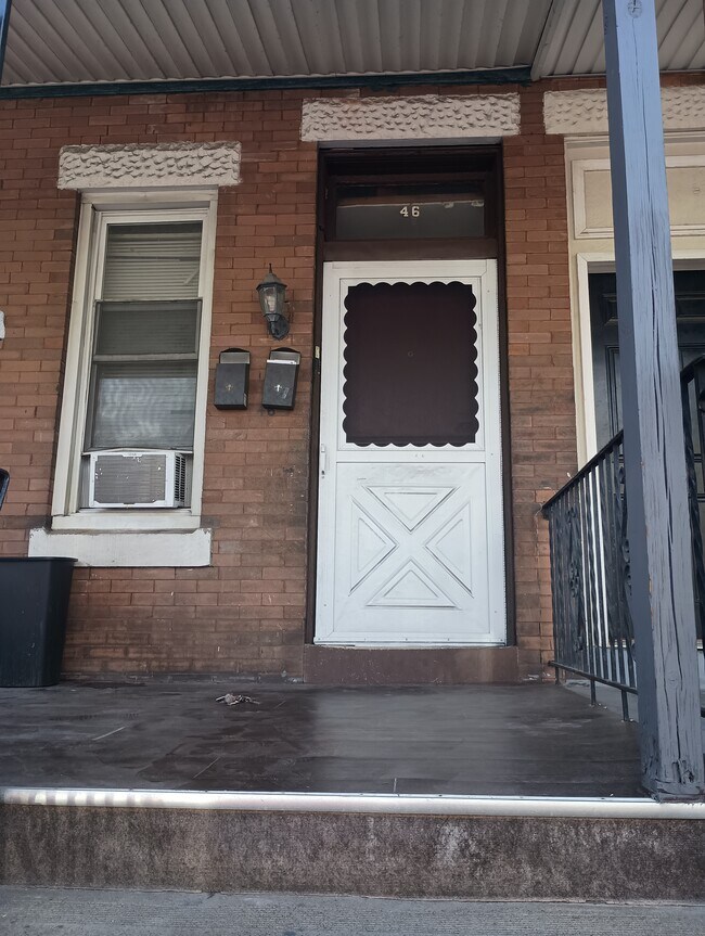 Building Photo - 46 N 56th St