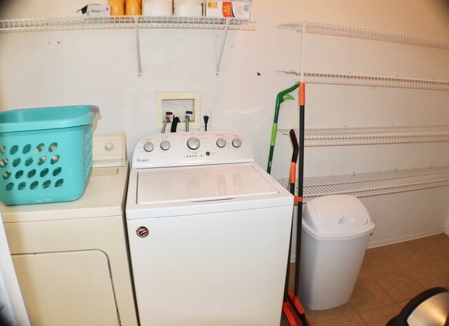 Building Photo - 135 Bailey Cir