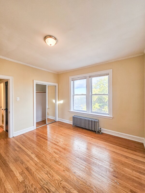 Building Photo - 4715 Belmont