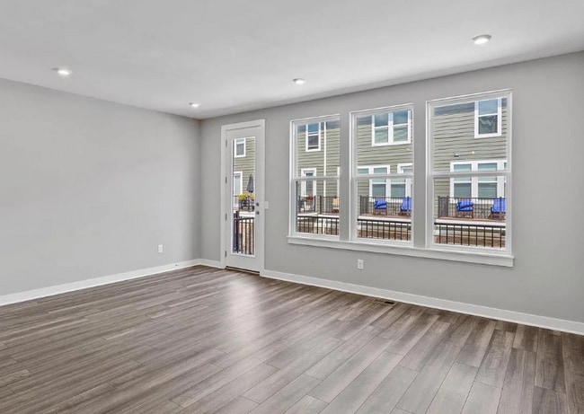 Building Photo - 7233 Otley Dr