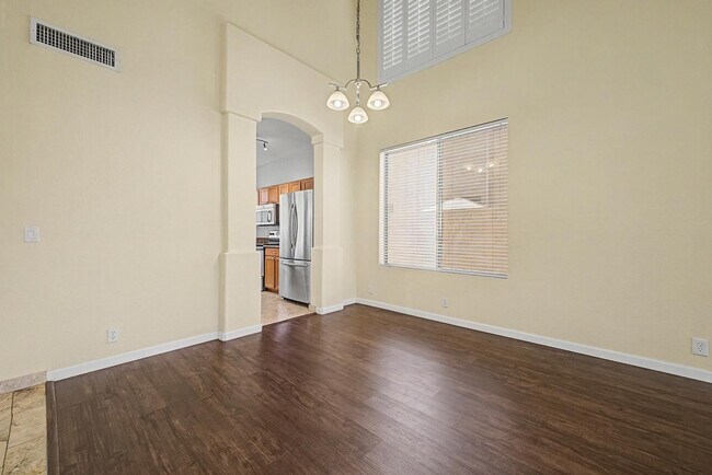 Building Photo - 6029 W Morrow Dr