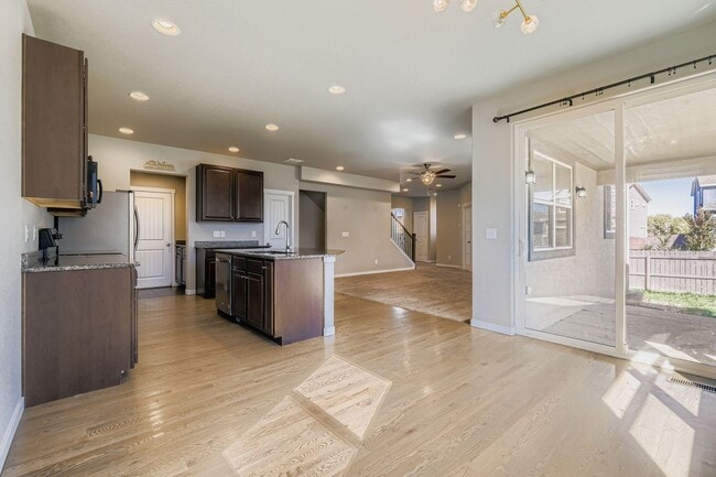 Building Photo - 8185 Sandsmere Dr