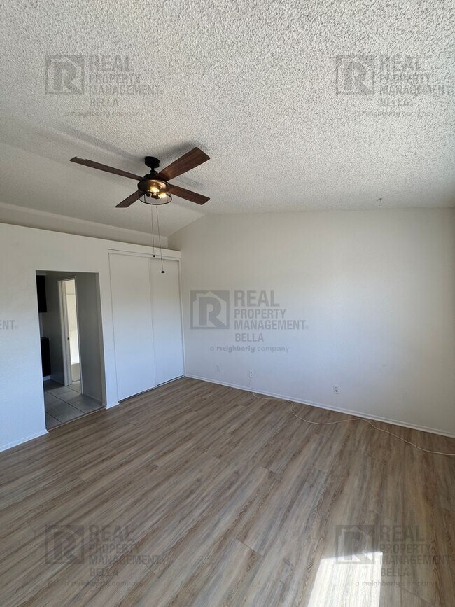 Building Photo - 1330 Wrigley Ln