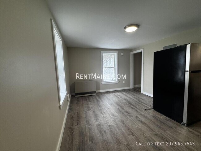 Building Photo - 7 Bennett Ave