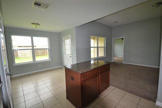 Building Photo - 6958 Chessgate Falls Ln