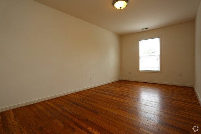 Bedroom - Lincoln Mews