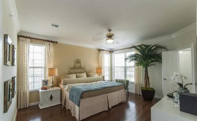 Building Photo - 1 bedroom in Conroe TX 77384