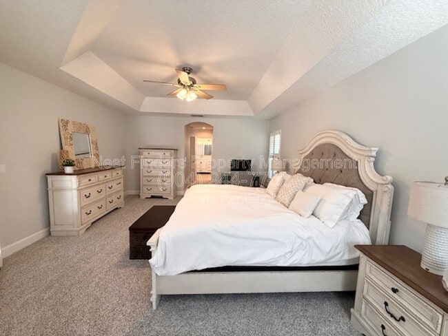 Building Photo - 12784 Cattail Pond Cir S