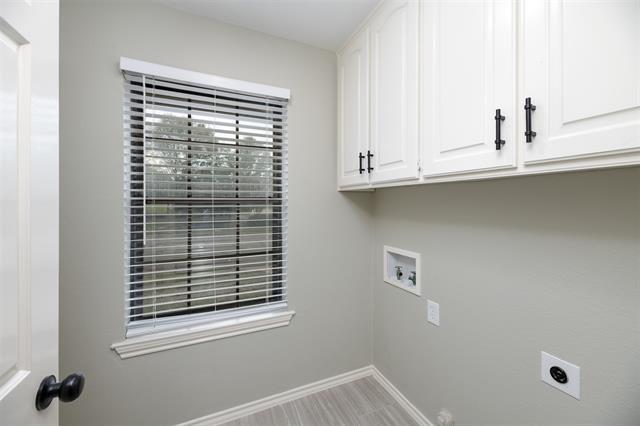 Building Photo - 2311 Wimbledon Dr