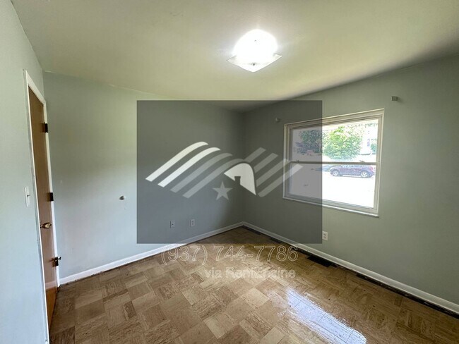 Building Photo - 2723 McCall St