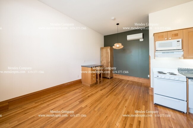 Building Photo - 1499 J St