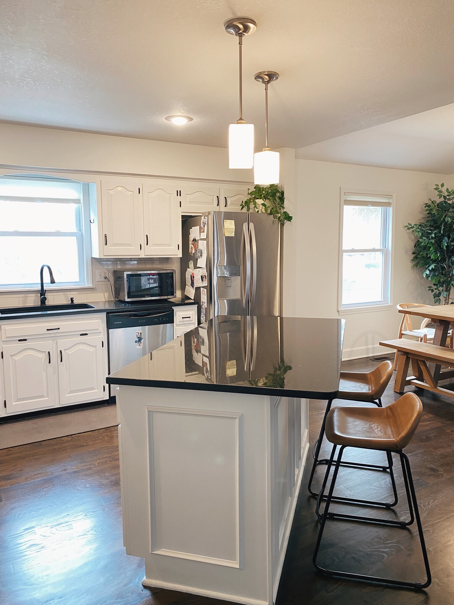Kitchen-4 - 1131 NE Oak Tree Dr
