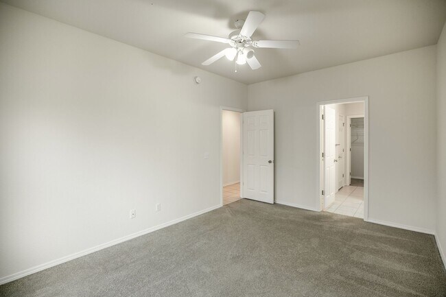 Building Photo - Great Duplex in Riverwalk Farms
