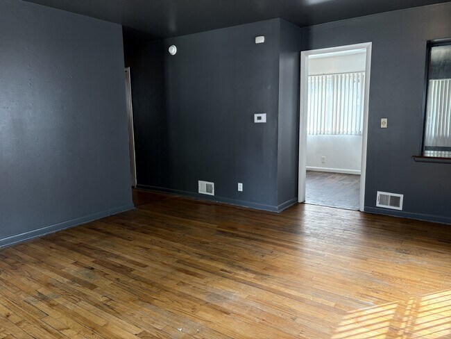 Building Photo - 5618 Marja St