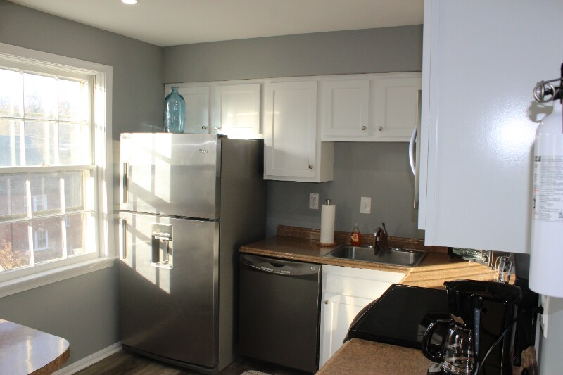 Building Photo - 2110 38th St SE