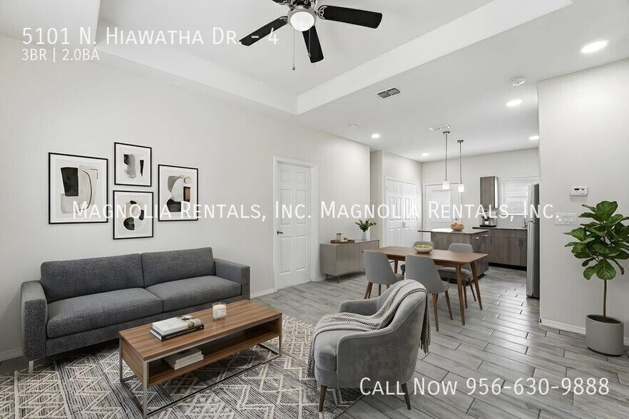 Building Photo - 5101 N Hiawatha Dr