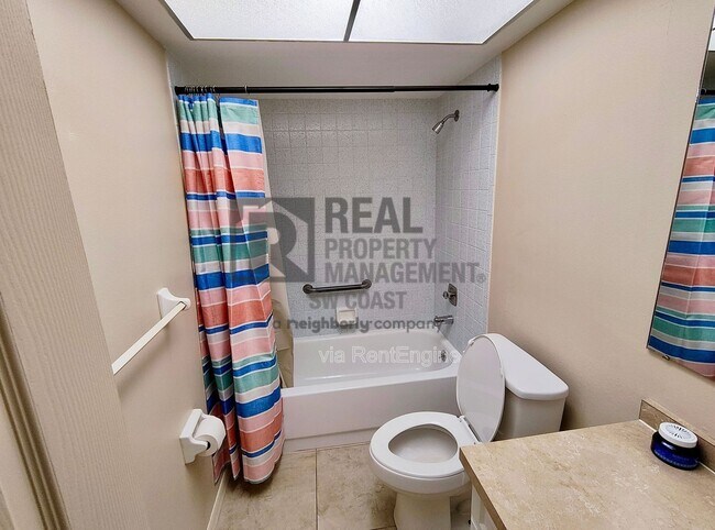 Building Photo - 12471 McGregor Blvd