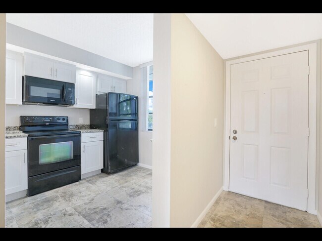 Building Photo - 3636 Whitehall Dr