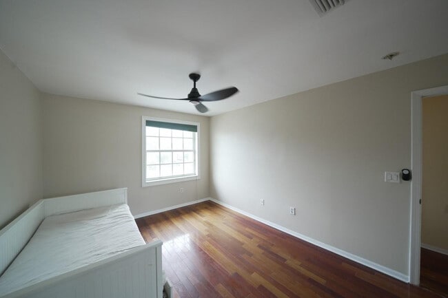 Building Photo - 1395 NW 155th Ln