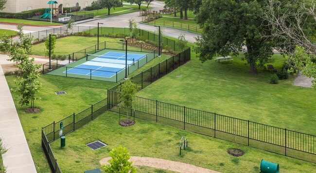 Building Photo - 10800 Hammerly Blvd