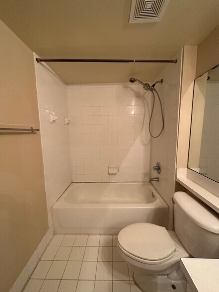 Building Photo - 3874 Lyons Rd