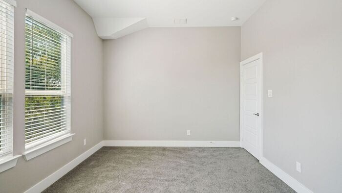 Building Photo - 1707 Paytyn Dr